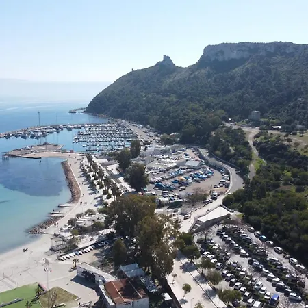 Caba's Vacation Ever * Cagliari